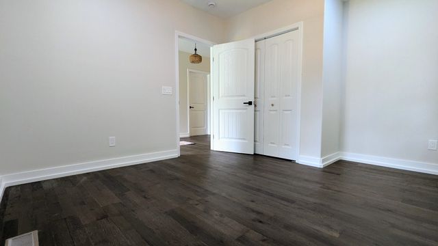 210 Pap Johnson Cir, Gainesboro, TN 38562