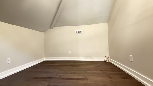 210 Pap Johnson Cir, Gainesboro, TN 38562