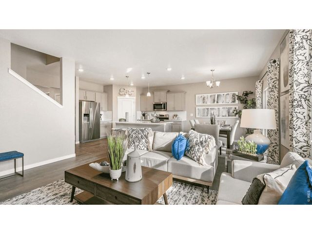 1432 Sunrise Hill Dr, Berthoud, CO 80513