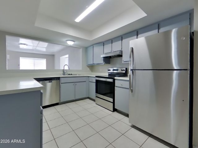 3613 W OAKLAND Street, Chandler, AZ 85226