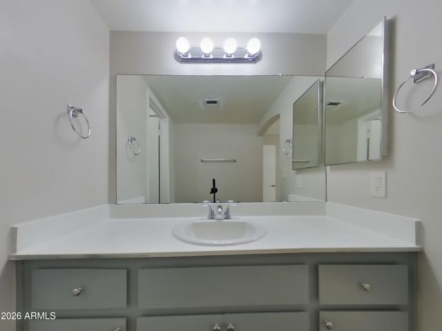 3613 W OAKLAND Street, Chandler, AZ 85226