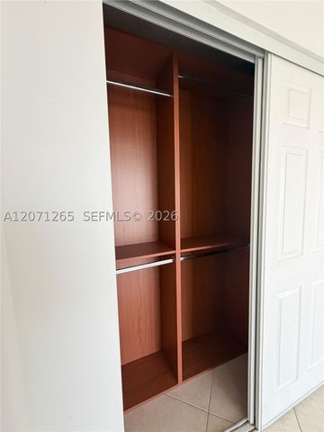 1350 SW 122nd Ave 404, Miami, FL 33184