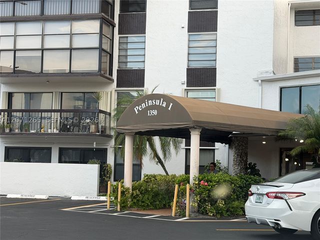 1350 SW 122nd Ave 404, Miami, FL 33184