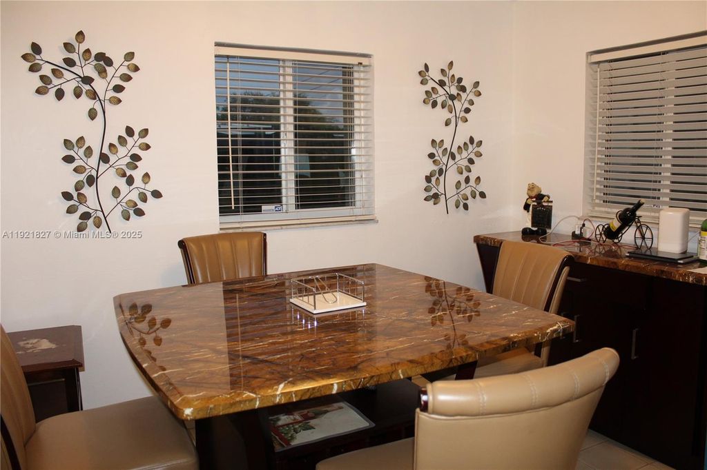 Image 37 of property listing at 1715 N 59th Ave, Hollywood, FL 33021