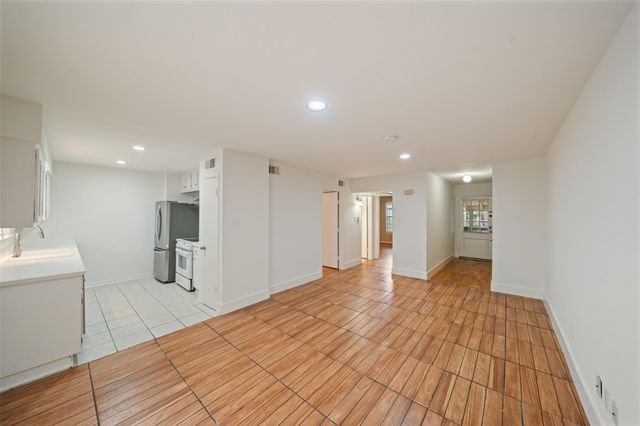 8245 Kingsbrook Road 236, Houston, TX 77024