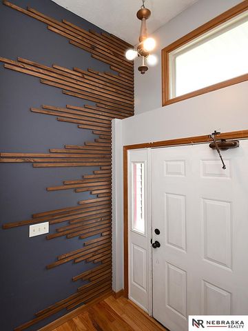 601 Teakwood Drive, Lincoln, NE 68510