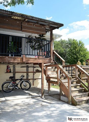 601 Teakwood Drive, Lincoln, NE 68510