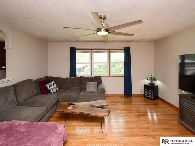 601 Teakwood Drive, Lincoln, NE 68510