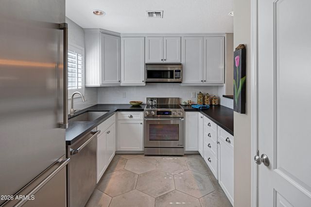 4225 N 21ST Street 5, Phoenix, AZ 85016