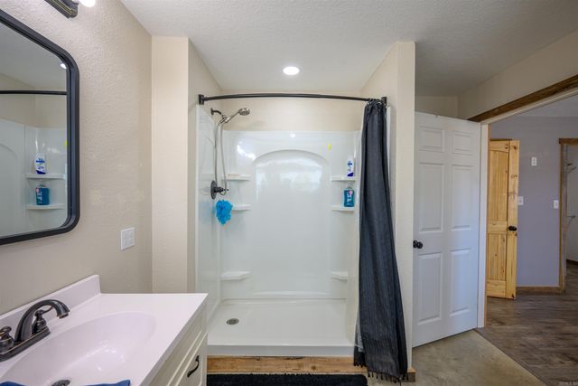 1200 Skyview Lane, Batesville, AR 72501