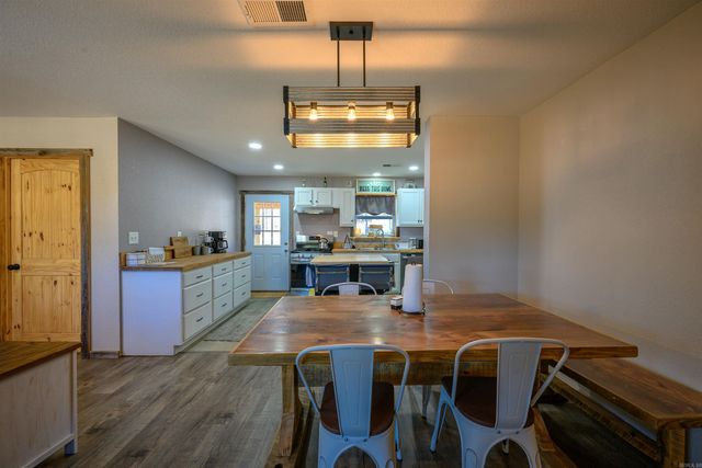 1200 Skyview Lane, Batesville, AR 72501