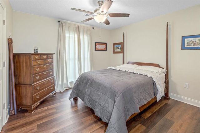 816 Garden Lane, Lake Charles, LA 70605