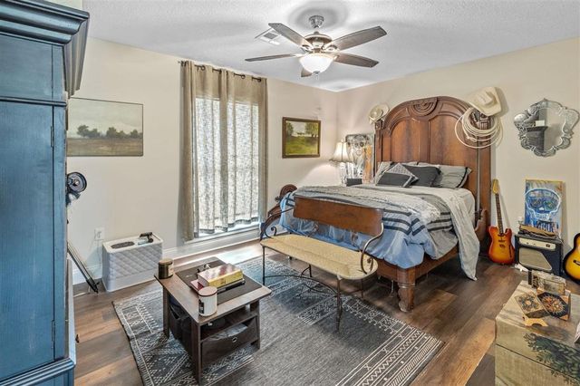 816 Garden Lane, Lake Charles, LA 70605