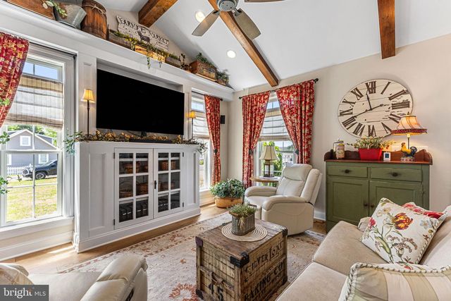 1010 MONROE BAY AVE, Colonial Beach, VA 22443