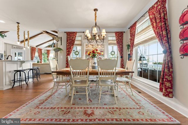 1010 MONROE BAY AVE, Colonial Beach, VA 22443