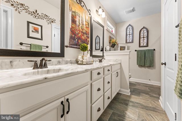 1010 MONROE BAY AVE, Colonial Beach, VA 22443
