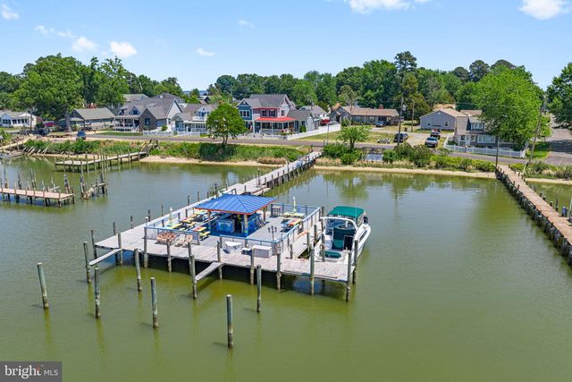 1010 MONROE BAY AVE, Colonial Beach, VA 22443