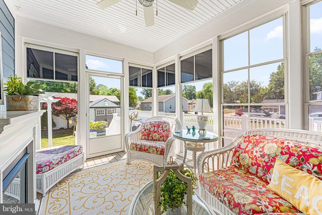 1010 MONROE BAY AVE, Colonial Beach, VA 22443