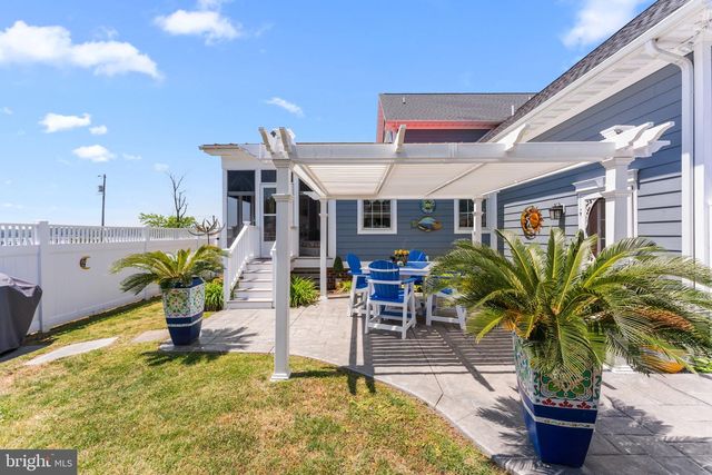 1010 MONROE BAY AVE, Colonial Beach, VA 22443