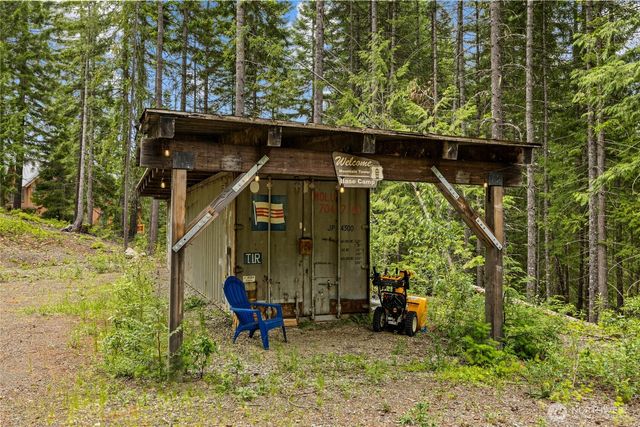 861 Via Kachess Rd, Easton, WA 98925