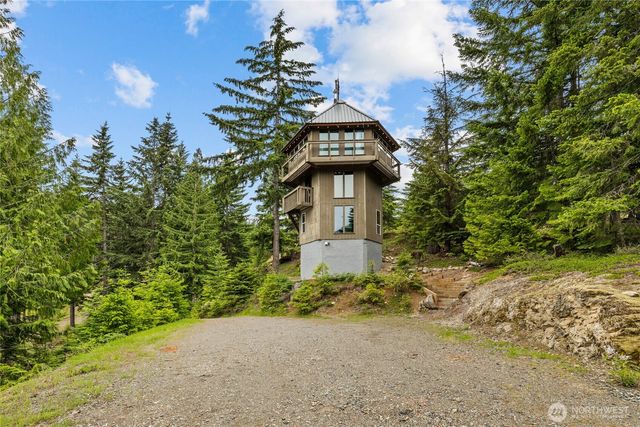 861 Via Kachess Rd, Easton, WA 98925