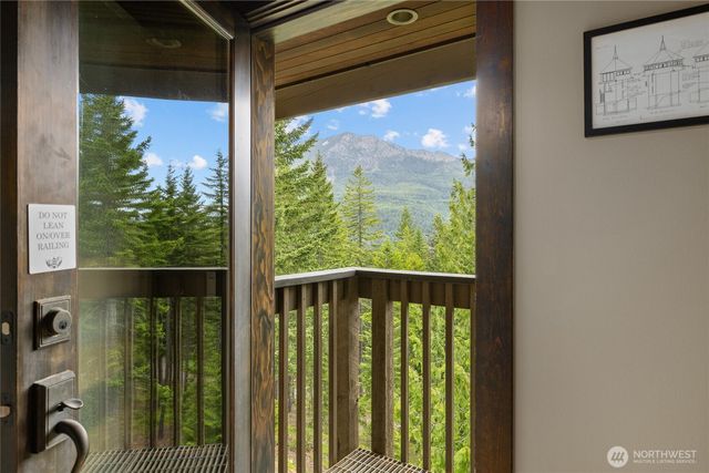 861 Via Kachess Rd, Easton, WA 98925