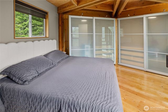 861 Via Kachess Rd, Easton, WA 98925