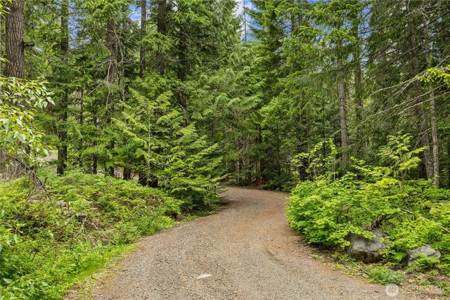 861 Via Kachess Rd, Easton, WA 98925