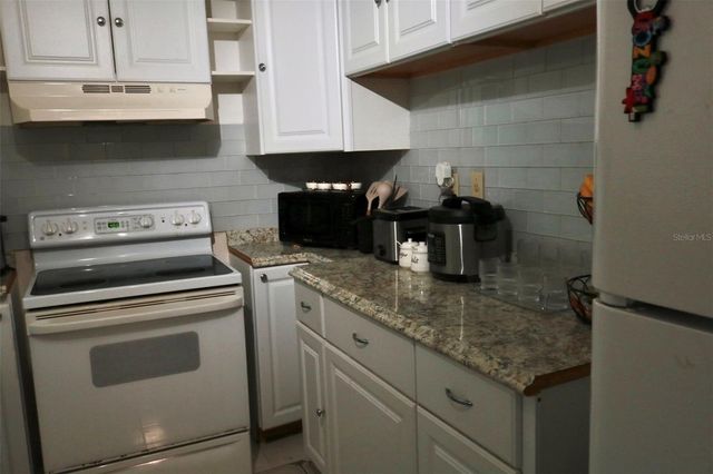 3125 36TH STREET N 103, St Petersburg, FL 33713