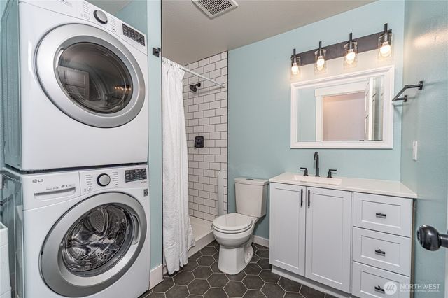 8105 Spur Court NW, Bremerton, WA 98311