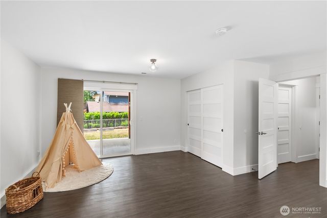8105 Spur Court NW, Bremerton, WA 98311