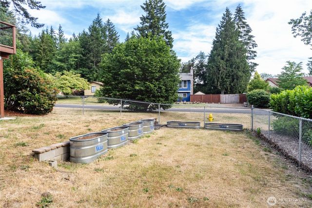 8105 Spur Court NW, Bremerton, WA 98311