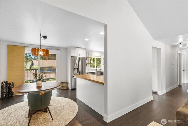 8105 Spur Court NW, Bremerton, WA 98311