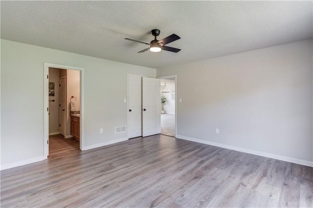 8431 Norris Lake Way, Snellville, GA 30039