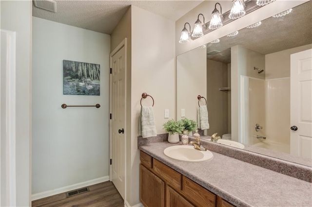 8431 Norris Lake Way, Snellville, GA 30039