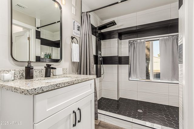 3438 N 30TH Street, Phoenix, AZ 85016