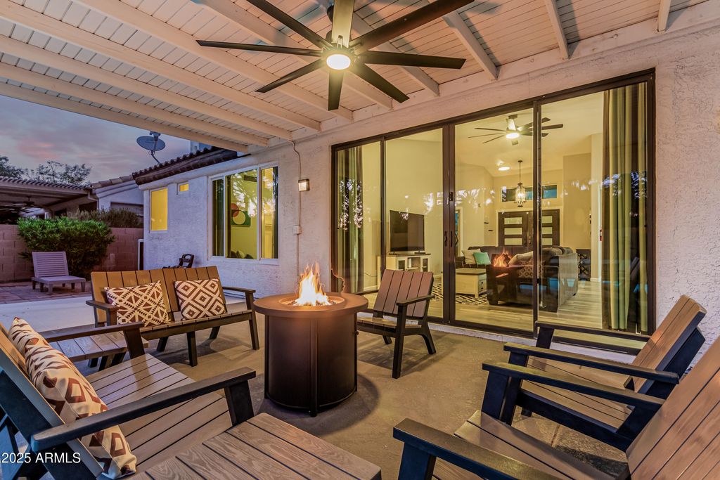 Image 20 of property listing at 3438 N 30TH Street, Phoenix, AZ 85016