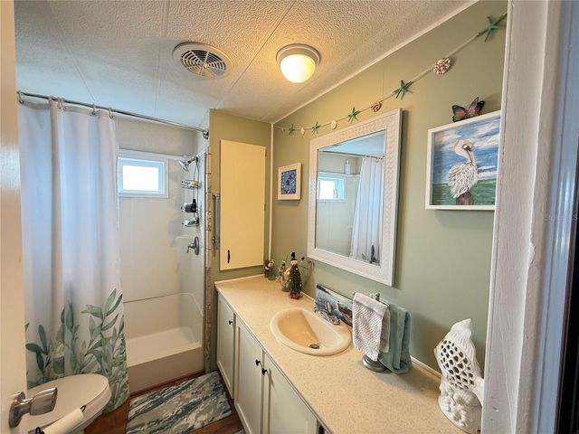 663 MOUNT KEY AVENUE NE 622, St Petersburg, FL 33702