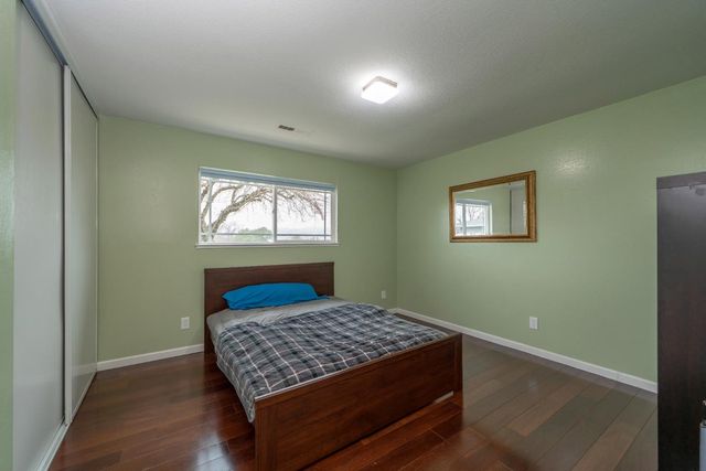 2367 Ponderosa Rd, Rescue, CA 95672