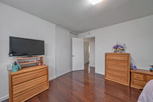 2367 Ponderosa Rd, Rescue, CA 95672