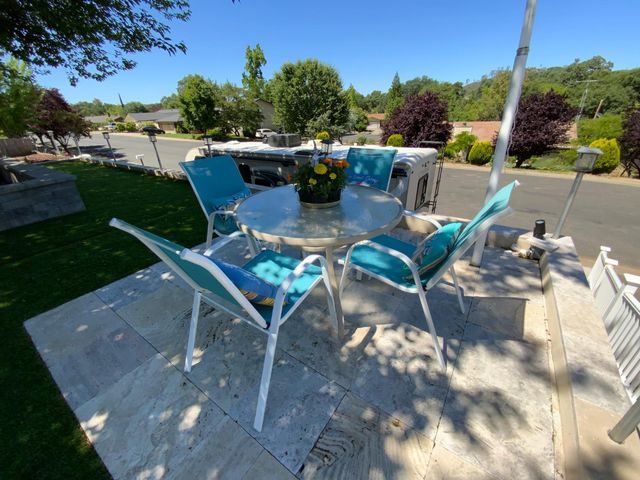 2367 Ponderosa Rd, Rescue, CA 95672