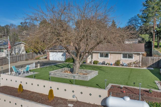 2367 Ponderosa Rd, Rescue, CA 95672