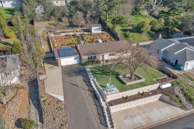 2367 Ponderosa Rd, Rescue, CA 95672