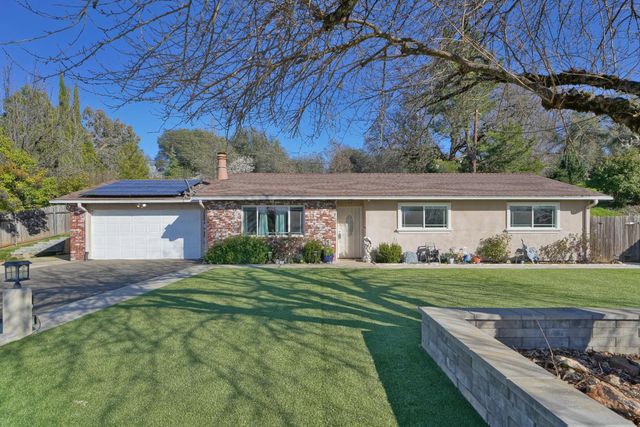 2367 Ponderosa Rd, Rescue, CA 95672