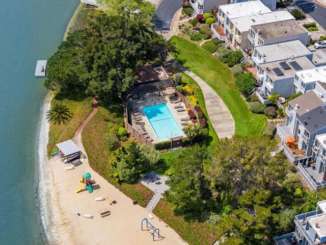 651 Port Drive 208, San Mateo, CA 94404