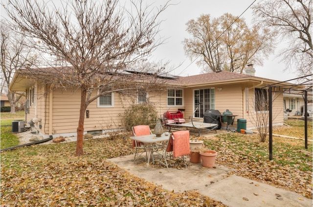 3838 Valdez Drive, Des Moines, IA 50310