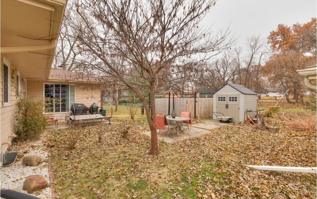 3838 Valdez Drive, Des Moines, IA 50310