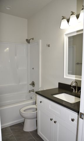 1602 N McDonald Avenue, Decatur, TX 76234