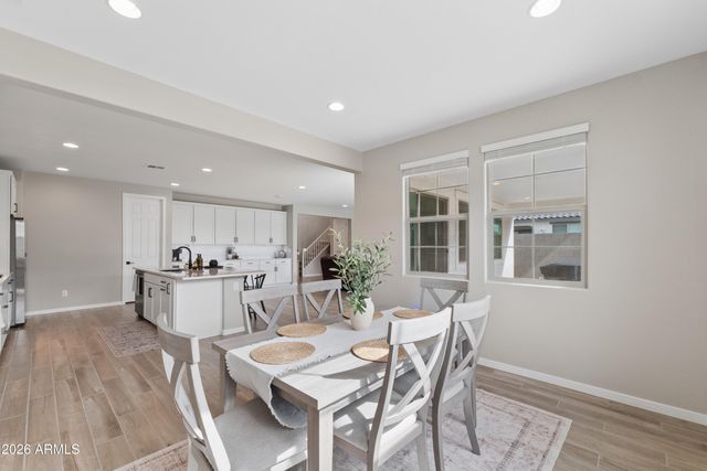 1135 W TREASURE Trail, Apache Junction, AZ 85120