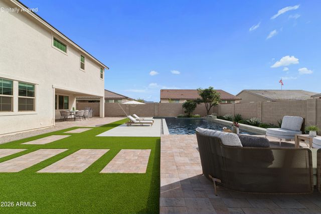 1135 W TREASURE Trail, Apache Junction, AZ 85120